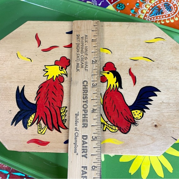 MCM Wooden Hamburger Press, Chrissy Japan, Roosters - Picture 7 of 9